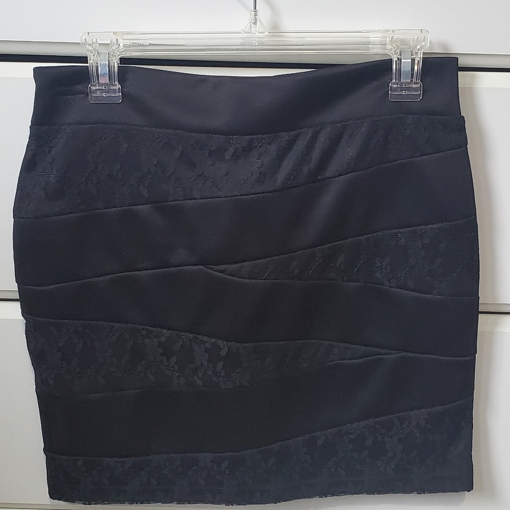 DOTS Mini Skirt